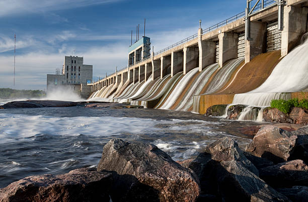 manitoba siedmiu siostry generowanie station - dam hydroelectric power station manitoba canada zdjęcia i obrazy z banku zdjęć