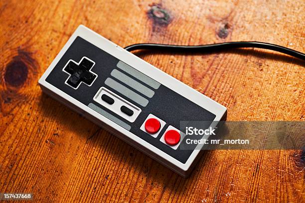 Foto de Retro Console De Controle e mais fotos de stock de Estilo retrô - Estilo retrô, Videogame, Fora De Moda - Estilo