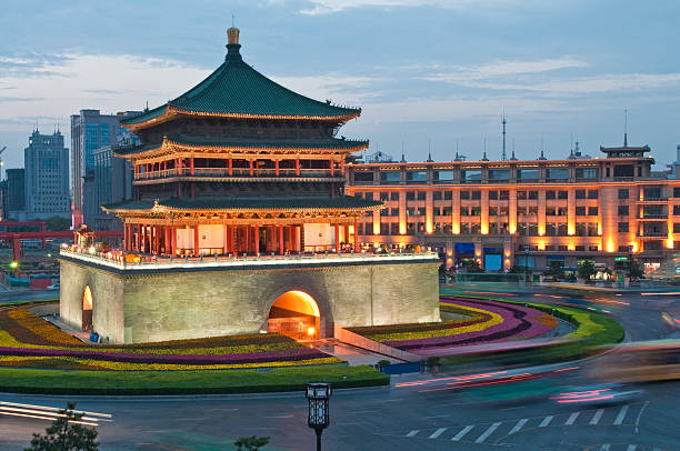 중국 bell tower 시안 전광식 dusk - china xian contemporary built structure 뉴스 사진 이미지