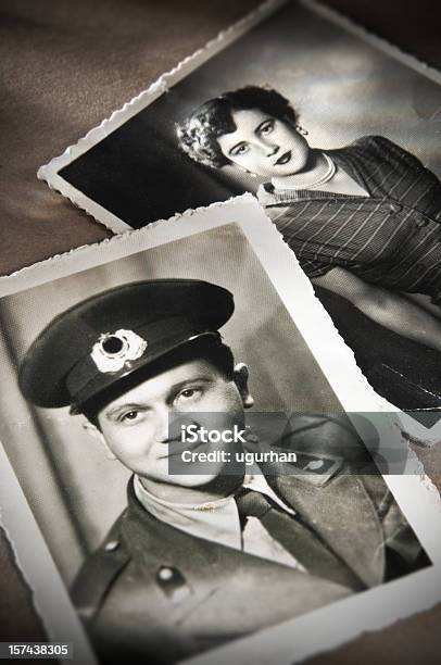 Old Imagen Foto de stock y más banco de imágenes de 1940 - 1940, Mujeres, 1940-1949