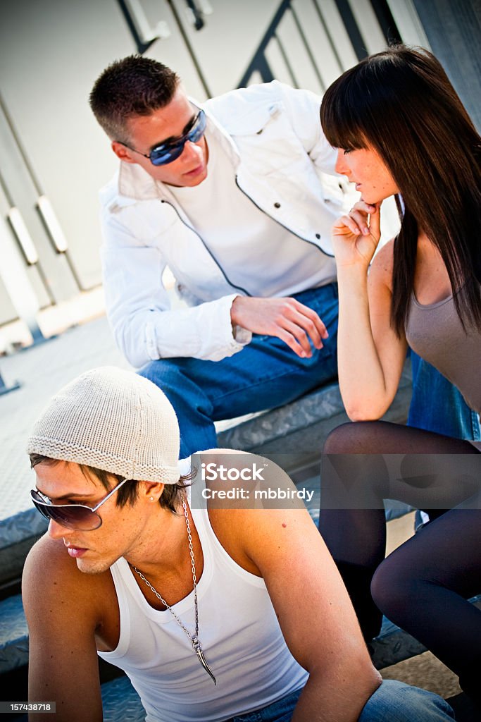 Adolescents Flirter - Photo de Groupe de personnes libre de droits