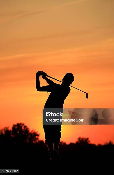 Photo libre de droit de Silhouette De Golf Junior banque d'images et plus d'images libres de droit de Golf - Golf, Coucher de soleil, Tee off