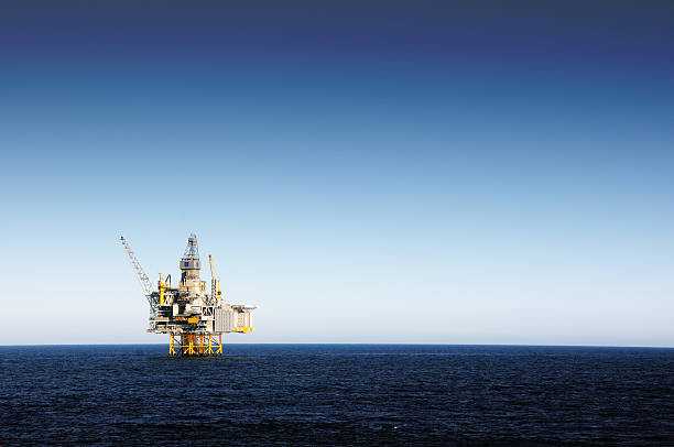 oil platform  north sea photos stock pictures, royalty-free photos & images