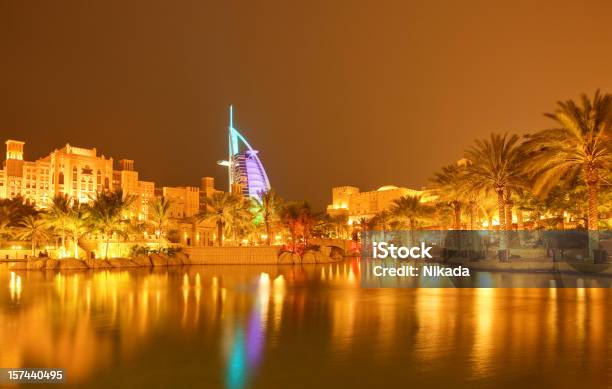 Golden Notte - Fotografie stock e altre immagini di Dubai - Dubai, Storia, Hotel Madinat Jumeirah