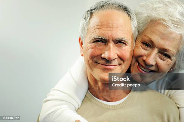 Starsza Para - zdjęcia stockowe i więcej obrazów Ludzka twarz - Ludzka twarz, Starsza para, 60-69 lat
