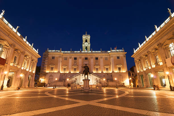 Capitolinus Roma 420+ Marcus Aurelius Statue Stock Photos, Pictures & Royalty-Free ...