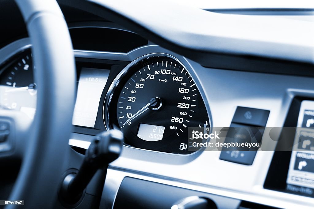 Moderno auto cabina di pilotaggio - Foto stock royalty-free di Automobile