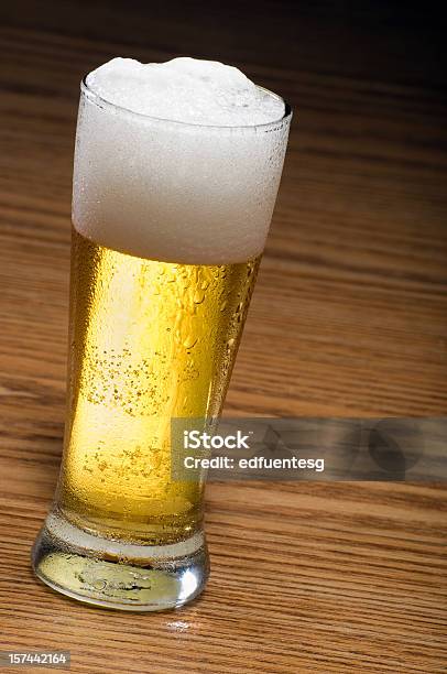 Vaso De Cerveza Foto de stock y más banco de imágenes de Bebida - Bebida, Bebida alcohólica, Cerveza