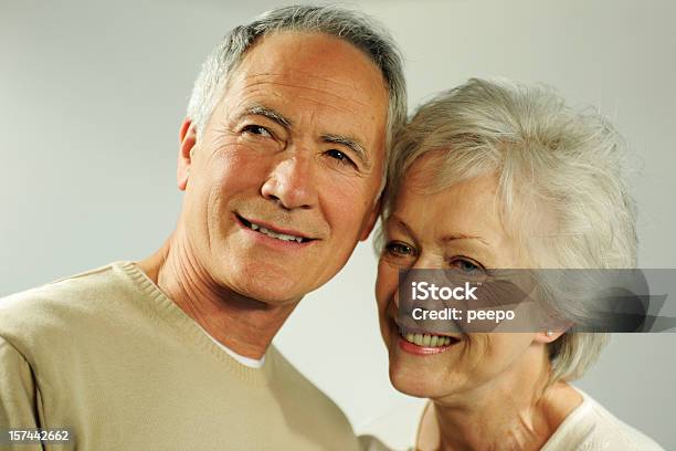 Anziani - Fotografie stock e altre immagini di 60-64 anni - 60-64 anni, 60-69 anni, 65-69 anni