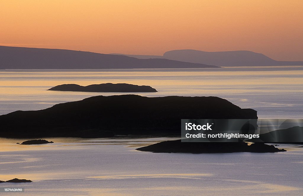 Il Summer Isles al tramonto - Foto stock royalty-free di Isole Summer