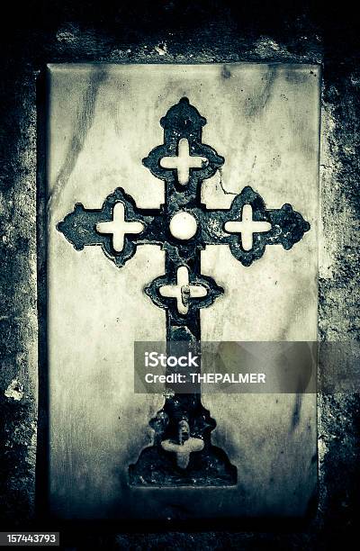 Cross 고딕 양식에 대한 스톡 사진 및 기타 이미지 - 고딕 양식, 십자가, 십자형