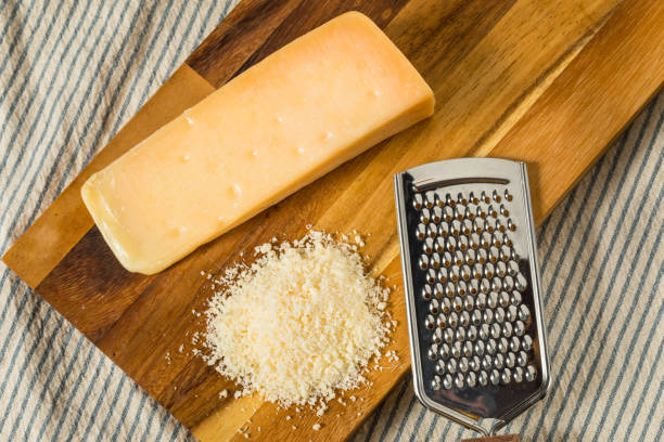 istock Organic White Grated Parmesan Cheese 1574561313