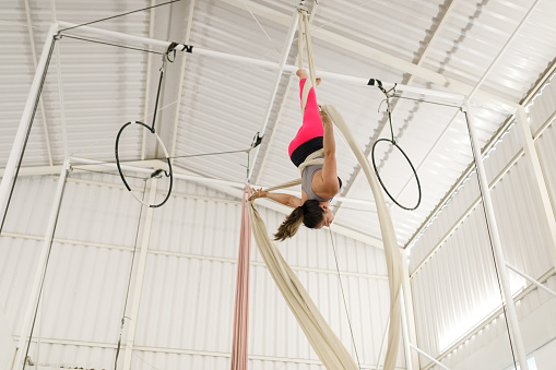 Aerial acrobatics classes