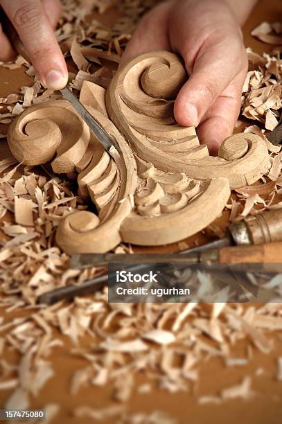 Carver Stockfoto und mehr Bilder von Holz - Holz, Kommerzielle Herstellung, Antiquität