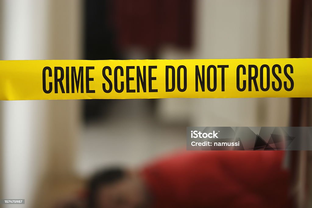 FORMULE CSI: Victime de meurtre et bande de scène de crime - Photo de Ruban de délimitation libre de droits