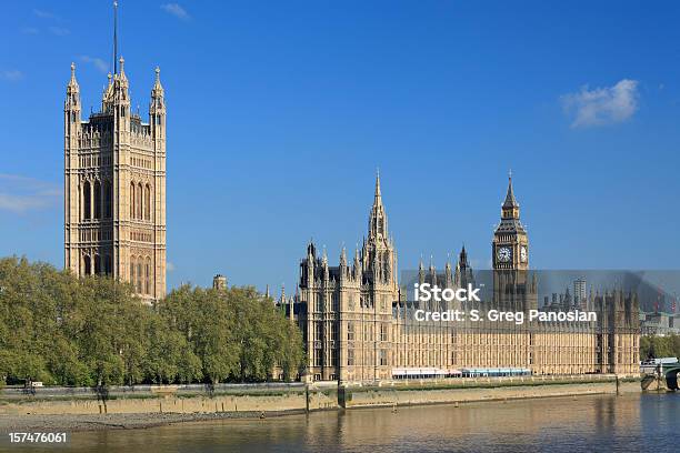 Photo libre de droit de Maisons Du Parlement banque d'images et plus d'images libres de droit de Parlement britannique - Parlement britannique, Tour Victoria, Angleterre