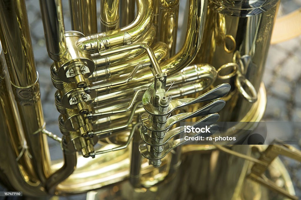 Tuba - Zbiór zdjęć royalty-free (Tuba - Instrument dęty blaszany)