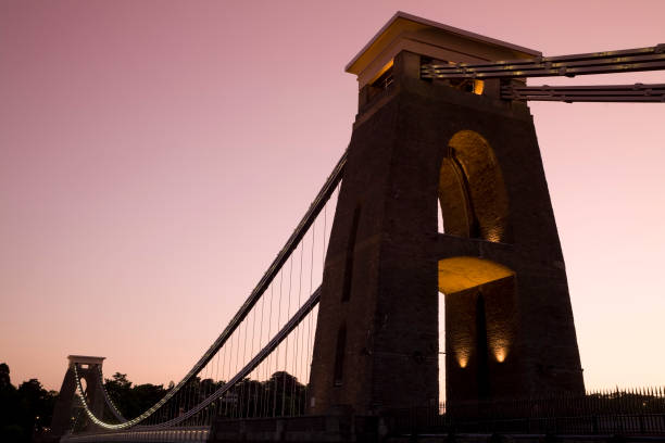 istock clifton suspension bridge at dusk 157478725