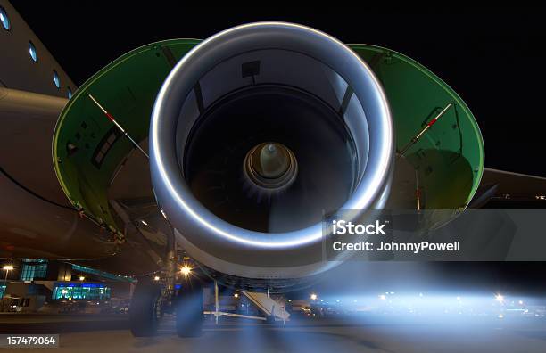 Jetengine In Einem Airbus A320 Kommerzielle Airliner Stockfoto und mehr Bilder von Reparieren