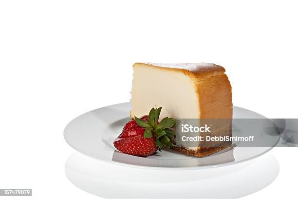 Deliciosa Tarta De Queso Al Estilo De Nueva York Foto de stock y más banco de imágenes de Pastel de queso - Pastel de queso, Fondo blanco, Recortable