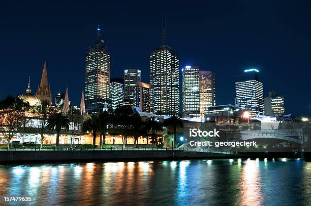 Horizonte De Melbourne Foto de stock y más banco de imágenes de Melbourne - Australia - Melbourne - Australia, Agua, Aire libre