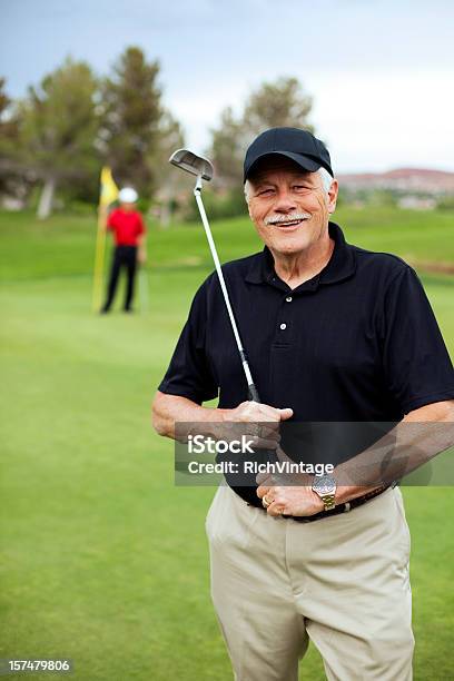 Maschio Golfista Matura - Fotografie stock e altre immagini di 60-64 anni - 60-64 anni, 60-69 anni, Adulto