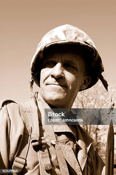 Soldado Foto de stock y más banco de imágenes de Armamento - Armamento, Batalla, Bayoneta