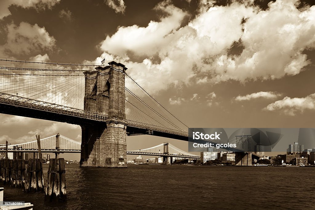 Ponte de Brooklyn em Sépia - Royalty-free Ponte de Brooklyn Foto de stock