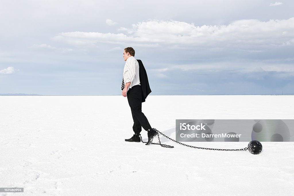 Problemas de negocios - Foto de stock de Bola de hierro y cadena libre de derechos