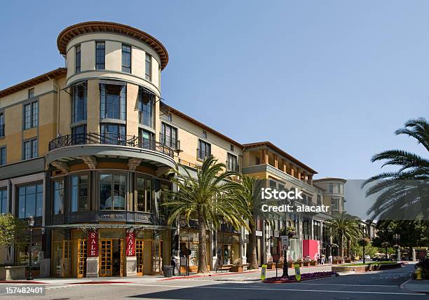 Photo libre de droit de Quartier Des Boutiques De Santana Row À San Jose En Californie banque d'images et plus d'images libres de droit de Californie