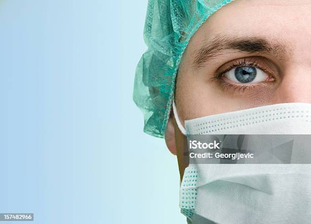 外科医 - 外科医のストックフォトや画像を多数ご用意 - 外科医, クローズアップ, 安全衛生保護具 マスク