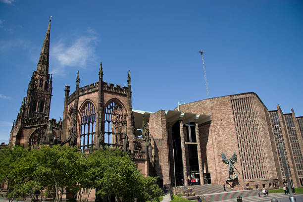 istock Coventry Cathedral - Old and New 157482978