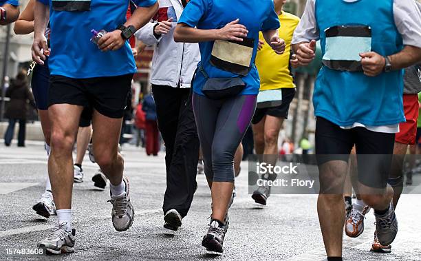 Photo libre de droit de La Concurrence banque d'images et plus d'images libres de droit de Adulte - Adulte, Athlète - Athlétisme, Corps humain