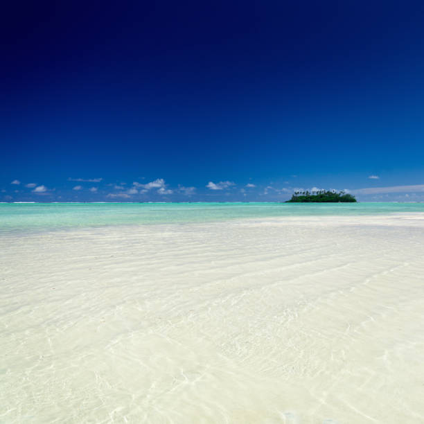 istock Lonely Holiday Paradise Beach 157484806