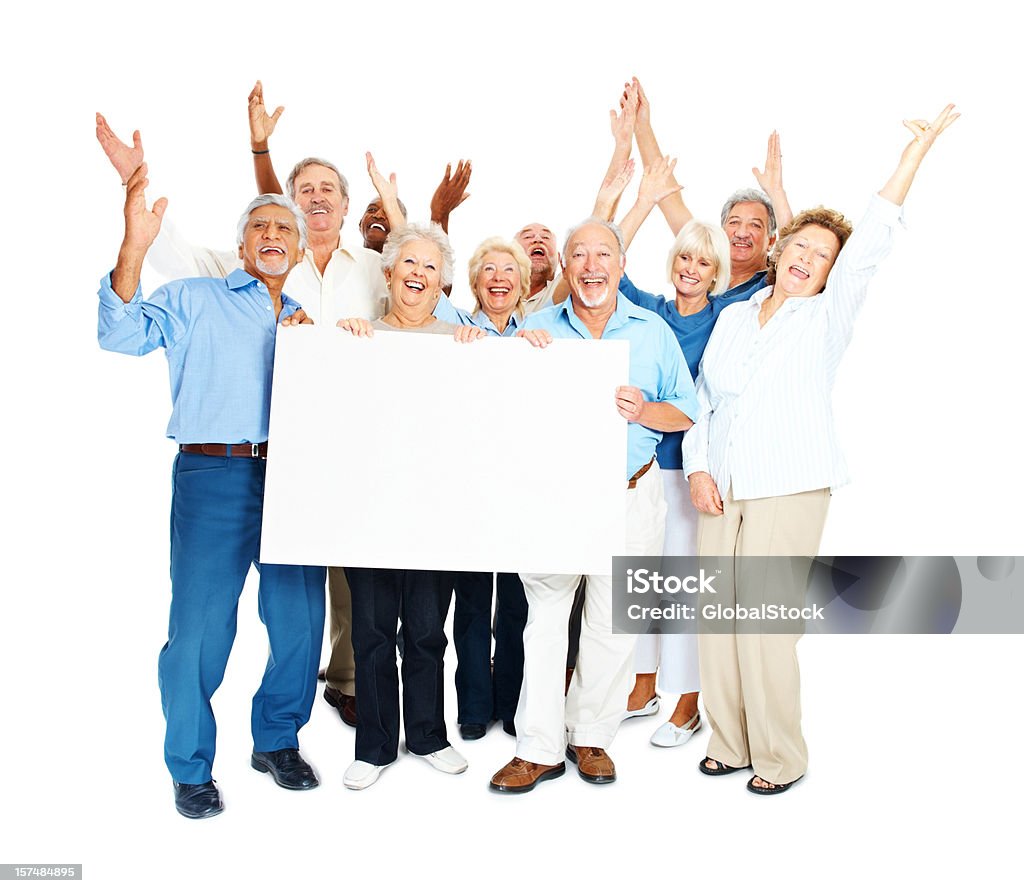 Heureux les retraités avec la pancarte vide sur blanc - Photo de Photo de groupe libre de droits