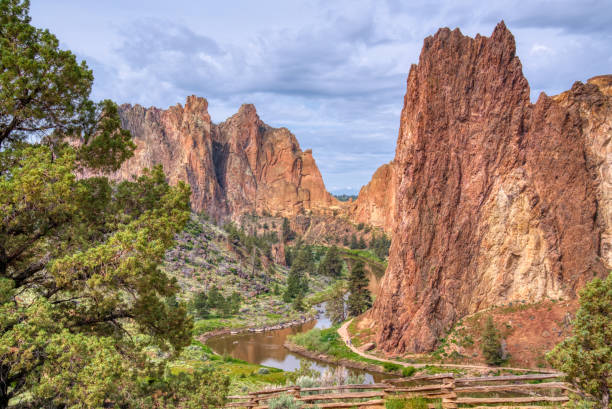 istock Smith Rock State Park near Redmond, Oregon 1574957981