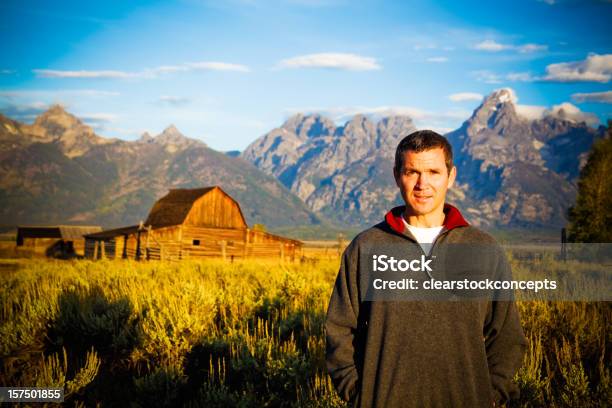 Parque Nacional De Grand Tetons Viagens - Fotografias de stock e mais imagens de Wyoming - Wyoming, Pessoas, Uma Pessoa