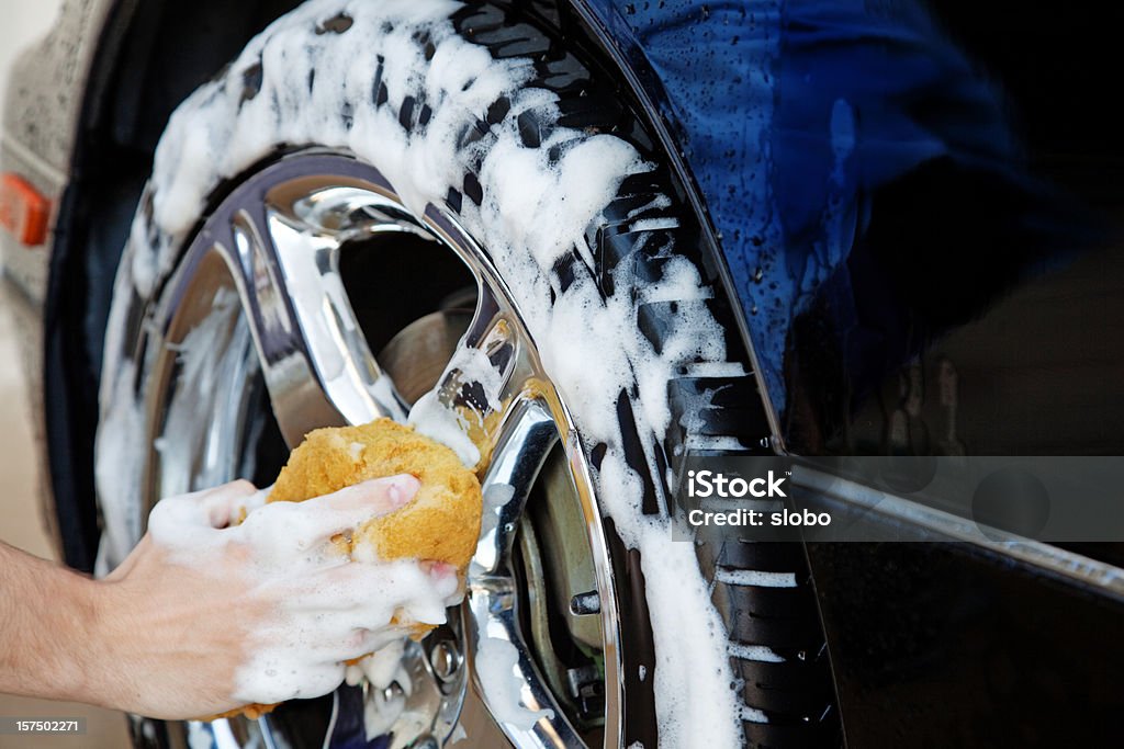 Lavaggio auto pneumatico - Foto stock royalty-free di Pulire