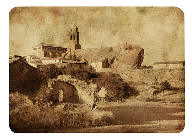 istock Spanish town vintage picture 157502554