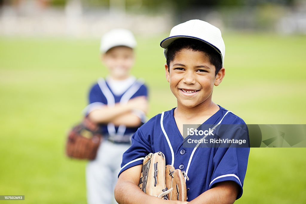 Pequenos jogadores de Beisebol - Royalty-free Criança Foto de stock