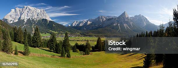 Lermoos Panorama - zdjęcia stockowe i więcej obrazów Góra Zugspitze - Góra Zugspitze, Panoramiczny, Alpy
