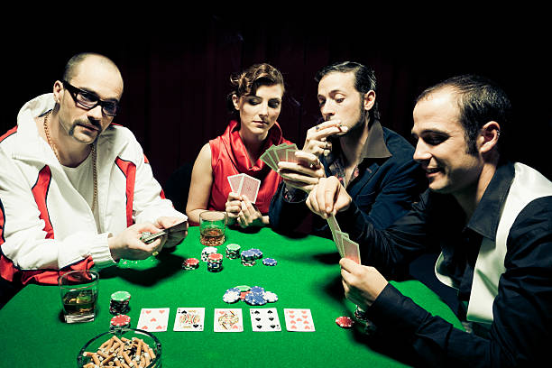 giocatori di poker di riproduzione - gamblers foto e immagini stock