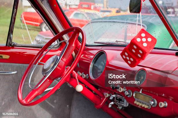 Foto de Clássico Car Series e mais fotos de stock de 1950-1959 - 1950-1959, Interior de carro, Estilo retrô