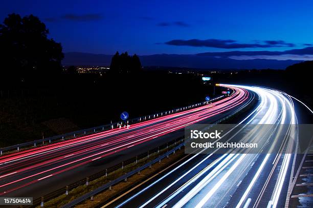 Noc Jazdy Samochodem - zdjęcia stockowe i więcej obrazów Bez ludzi - Bez ludzi, Biały, Ciemny