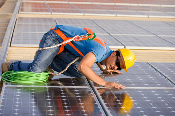 istock Analyzing levels of Solar Panels 157505184