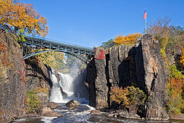 Great Falls in Paterson New Jersey Great Falls in Paterson NJ is the second largest waterfalls on the East Coast. new jersey stock pictures, royalty-free photos & images