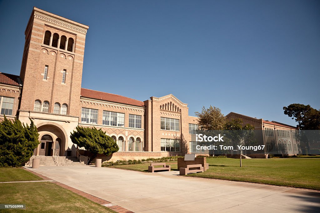 Edifício escolar - Royalty-free Edifício de Escola Secundária Foto de stock