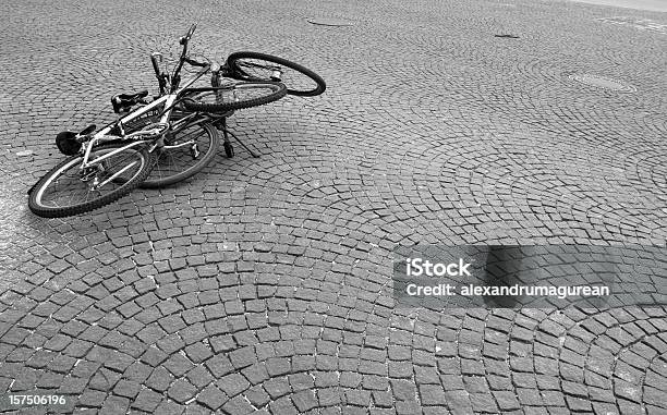 Fahrräder Stockfoto und mehr Bilder von Fahrrad - Fahrrad, Radfahren, Unfall - Ereignis mit Verkehrsmittel