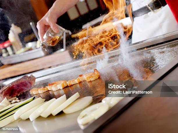 Tapanyaki 日本の料理 - バーベキューコンロのストックフォトや画像を多数ご用意 - バーベキューコンロ, 料理人, エビ料理