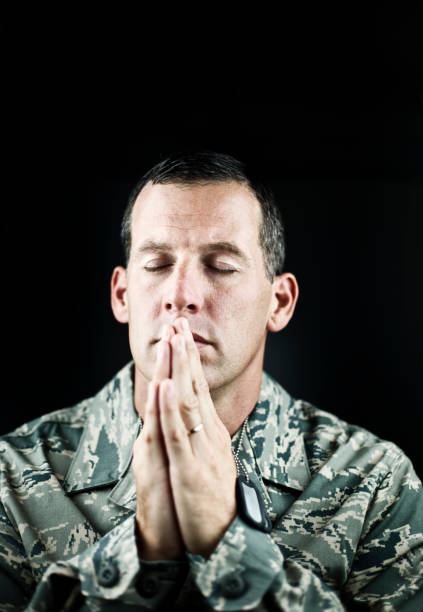istock Military Soldier Praying 157508673